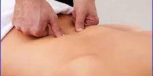 Massagem terapêutica para dor lombar - Vico Massagista e Quiropraxia. A massagem terapêutica é uma abordagem holística que oferece alívio eficaz para a dor lombar e promove o bem-estar geral. Sob a orientação de Vico Massagista e Quiropraxia, você pode confiar em uma abordagem cuidadosa e profissional para atender às suas necessidades individuais. Não deixe que a dor lombar atrapalhe sua qualidade de vida. Agende uma consulta com Vico Massagista e Quiropraxia e dê o primeiro passo para uma vida mais saudável, confortável e livre de dores.