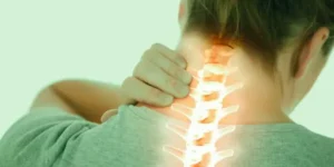 Massagem para torcicolo: Vico Massagista atende em São José (SC). Oferece quiropraxia, massagem terapêutica, massoterapia e ventosaterapia. Profissional com mais de 30 anos de experiência em terapias e massagens para tratamento, alívio das dores e bem-estar em São José (SC)